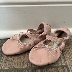 Toddler dance shoes ballet size 8 Bloch bunny hop